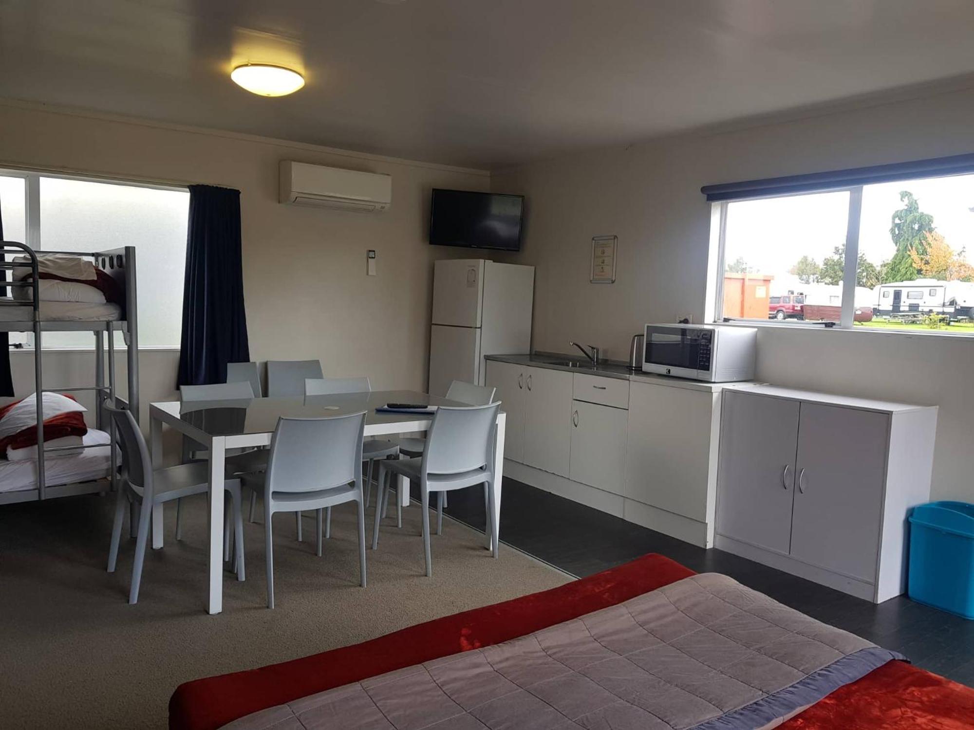 All Seasons Holiday Park Роторуа Екстериор снимка